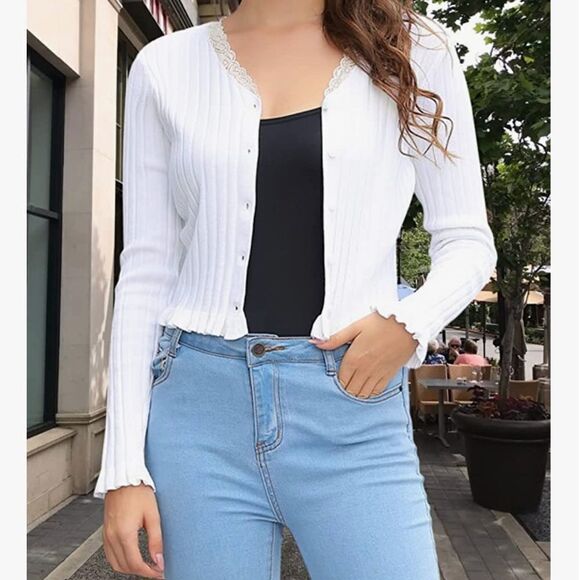 ⭐️nwt Kate Kasin Long Sleeve Button Down V Neck Lace Trim Knit Cardigan⭐️ - Picture 2 of 11